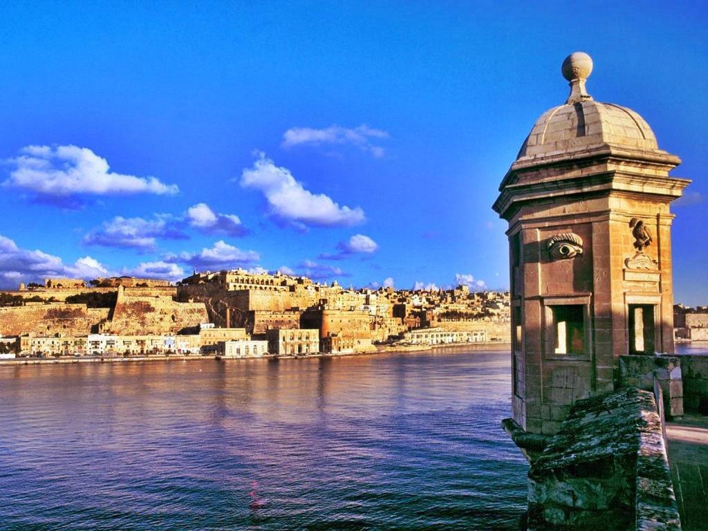 Valletta Skyline Serenity Luxury Harbour Views *