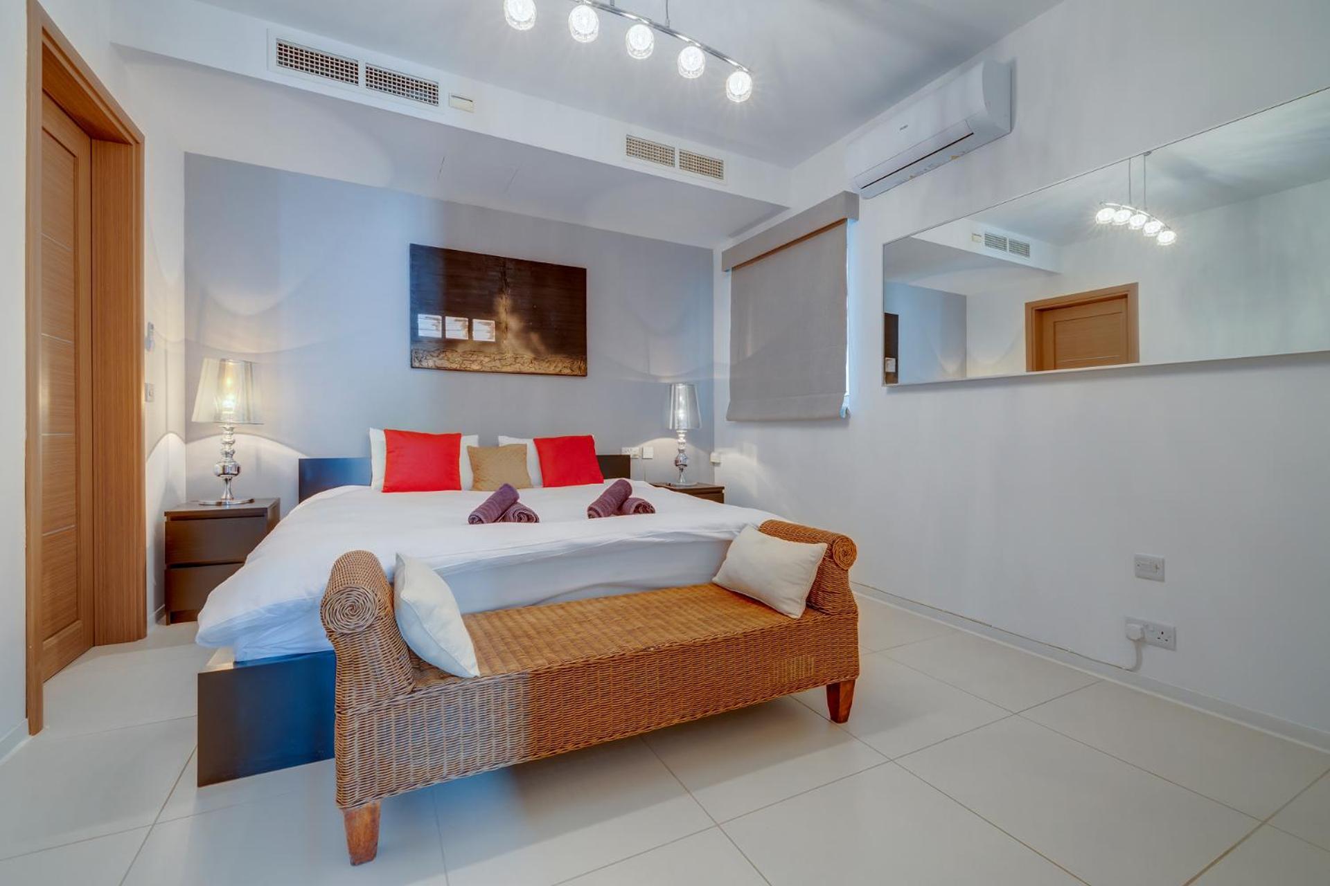 Valletta Skyline Serenity Luxury Harbour Views *