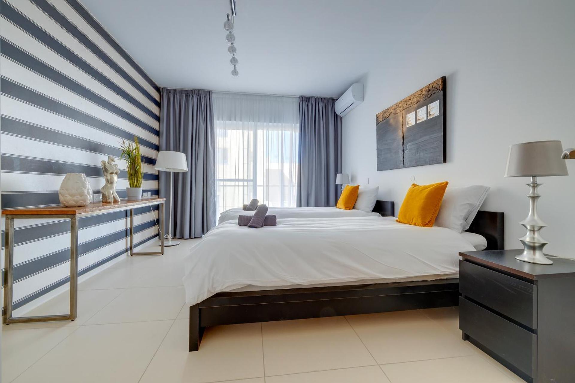 Valletta Skyline Serenity Luxury Harbour Views * Sliema