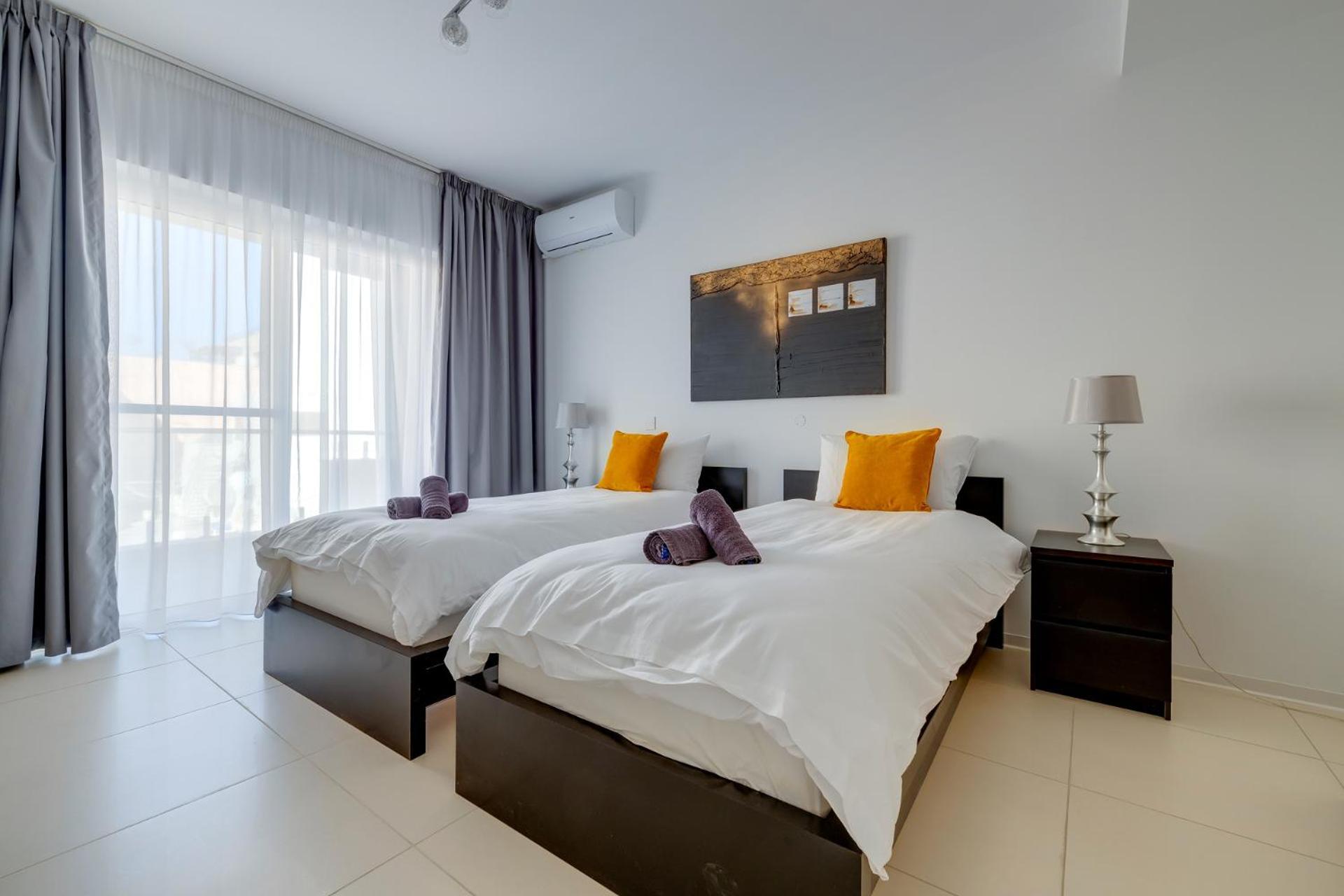 Valletta Skyline Serenity Luxury Harbour Views Sliema