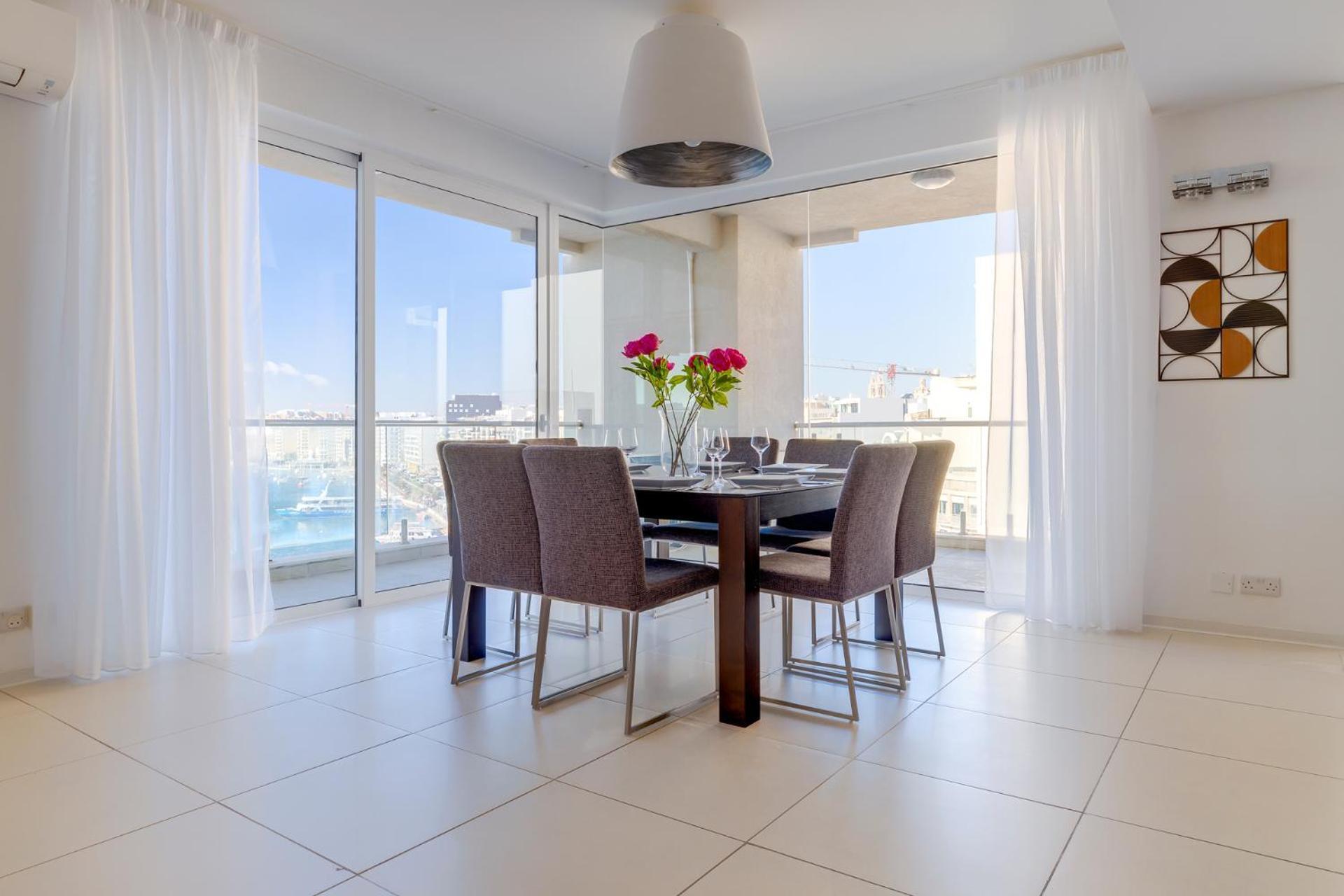Valletta Skyline Serenity Luxury Harbour Views * Sliema