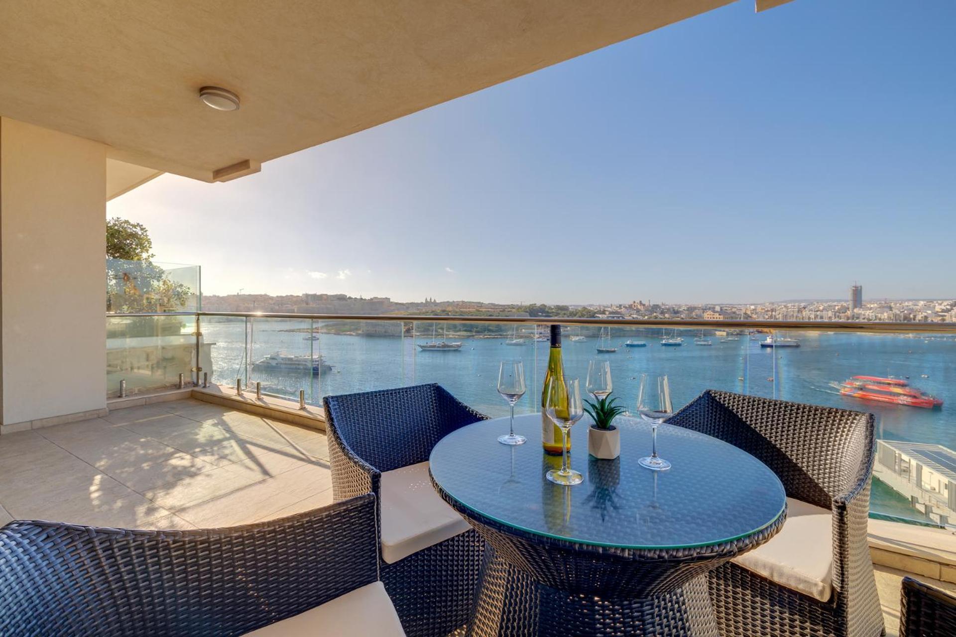 Valletta Skyline Serenity Luxury Harbour Views Apartamento Sliema
